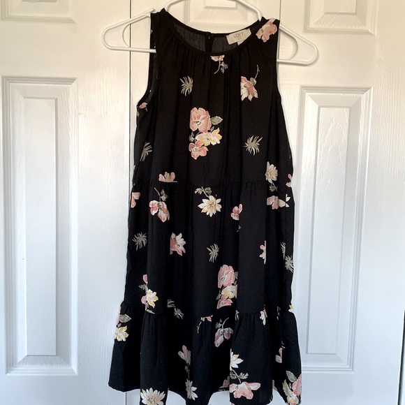 LOFT Dresses & Skirts - Loft Flounce Summer Dress